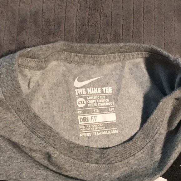 Nike Men’s Dri-Fit. XXL - Picture 4 of 4